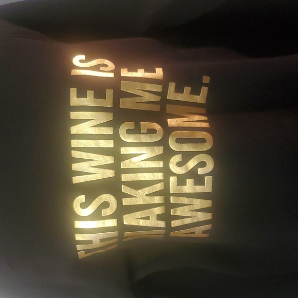 BTL sweatshirt 😍 - Picture 2 of 3